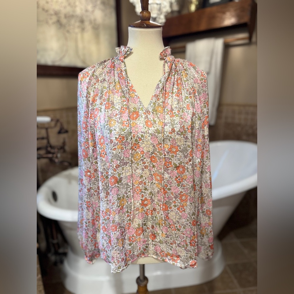 NWT H&M Chiffon Blouse - Size small - Flower Print